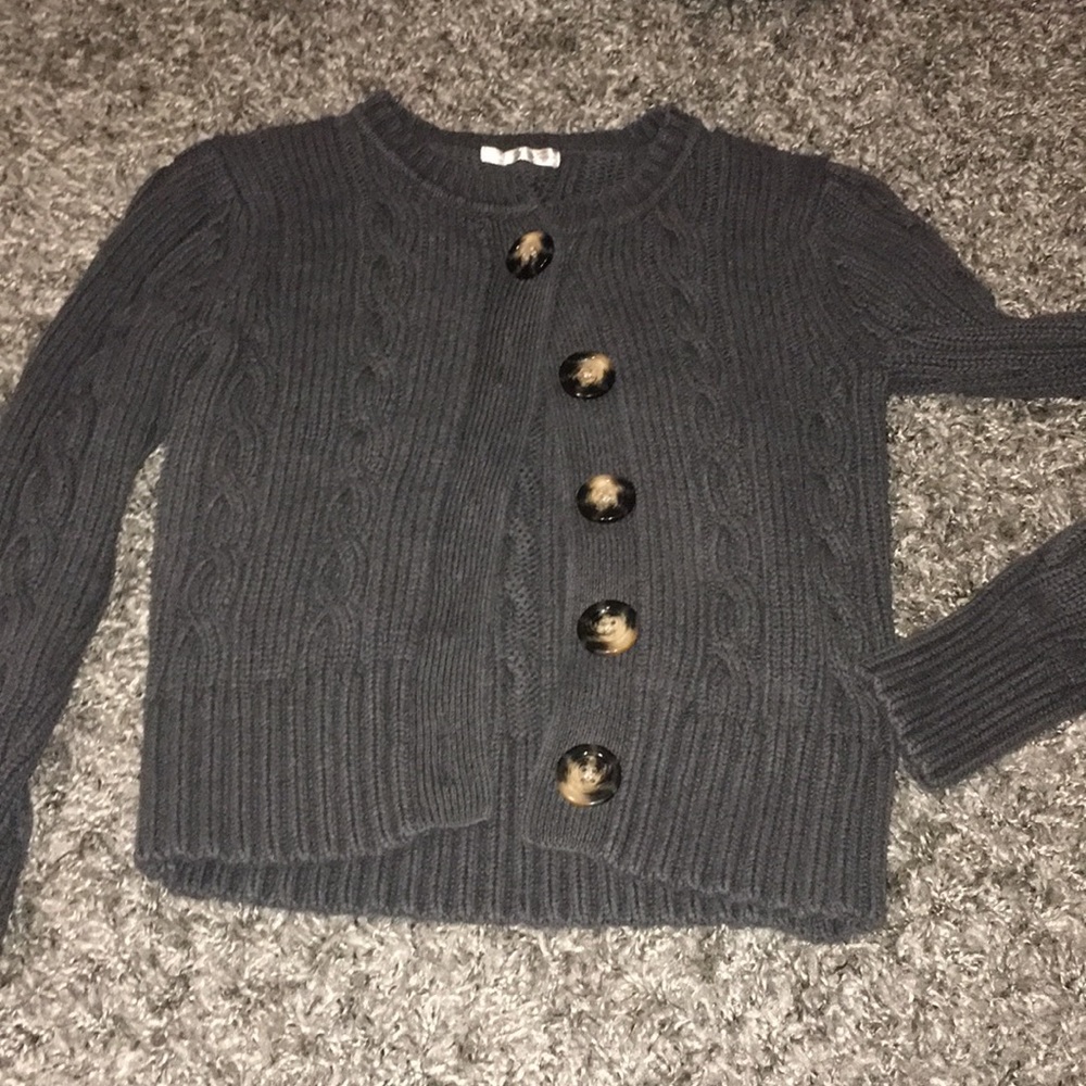 Old Navy Sweater w/ Tortoise Buttons🐢